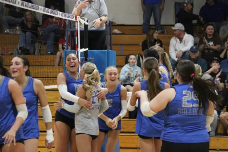 Bulldogs take down Panthers in straight sets